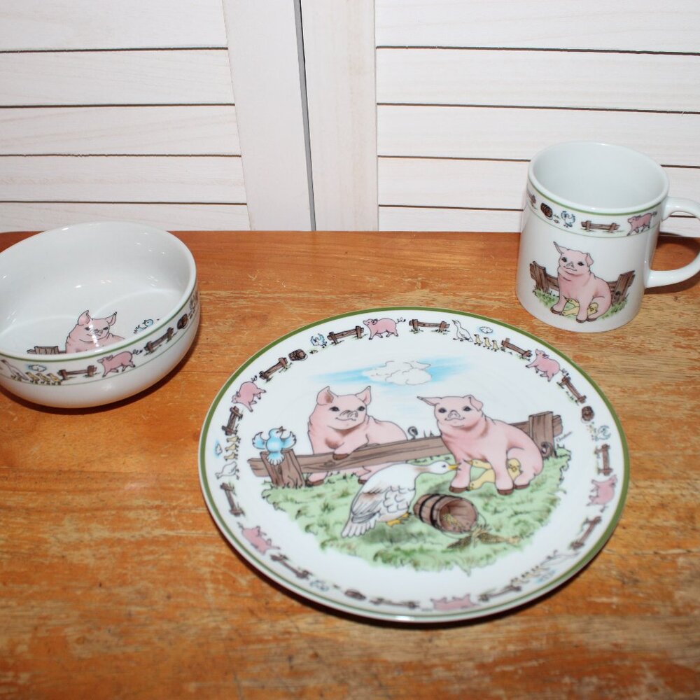 Andrea by Sadek Friends of the Farmer 3 Piece Child Fine Porcelain Pig Dish Set - Picture 2 of 5